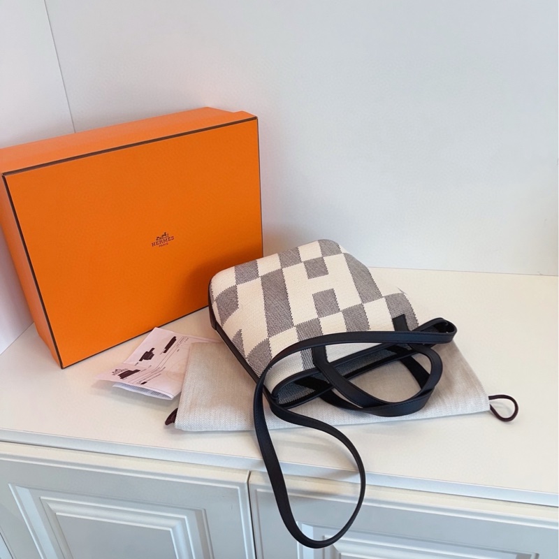 ✨Hermes 閒置新未使用 全套有購證 Cabas H En Biais 27 小號-9