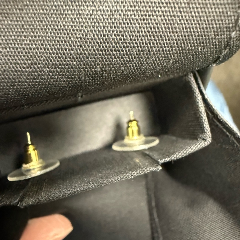 Chanel全新雙C logo 耳環-2