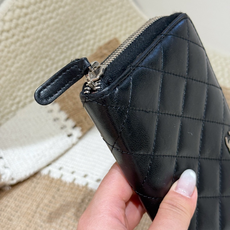 【近新閒置品】Chanel香奈兒 黑銀羊皮長錢包15開長夾財布證件票卡包-3