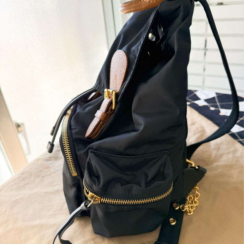 二手BURBERRY黑色金鏈尼龍中款雙肩包後背包Rucksack-6