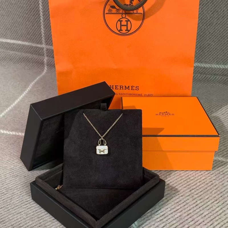 Hermes愛馬仕constance康康新款玫瑰金滿鑽項鍊,2025購入-2