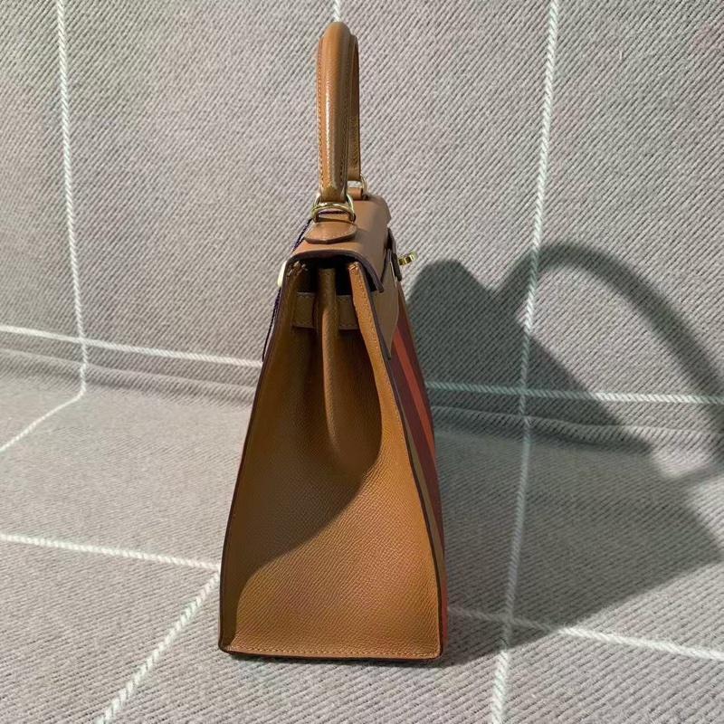 Hermes愛馬仕kelly28金棕色三拼皮限量D刻,最經典有辨識度的「H」超牛三拼皮無縫拼接工藝!-5