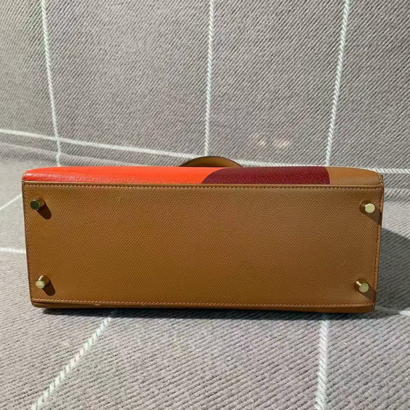 Hermes愛馬仕kelly28金棕色三拼皮限量D刻,最經典有辨識度的「H」超牛三拼皮無縫拼接工藝!-6