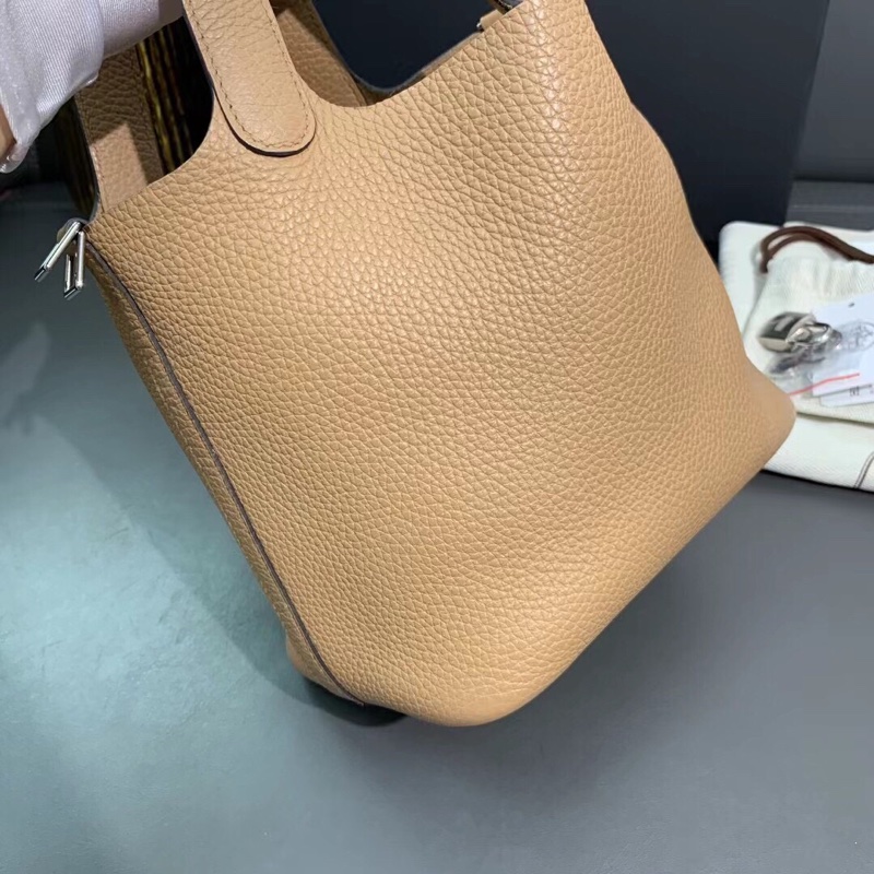 Hermes愛馬仕水桶18奶茶色tc皮銀扣Z刻 菜籃子-6