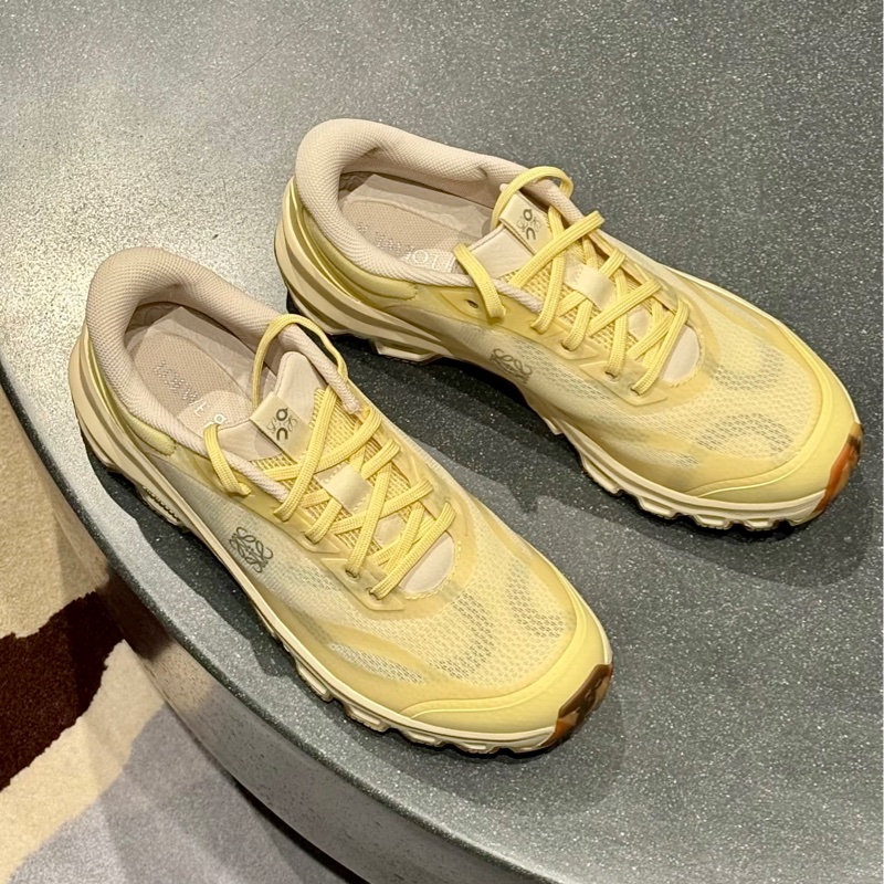 LOEWE + ON CLOUDVENTURE 2.0休閒跑鞋-4