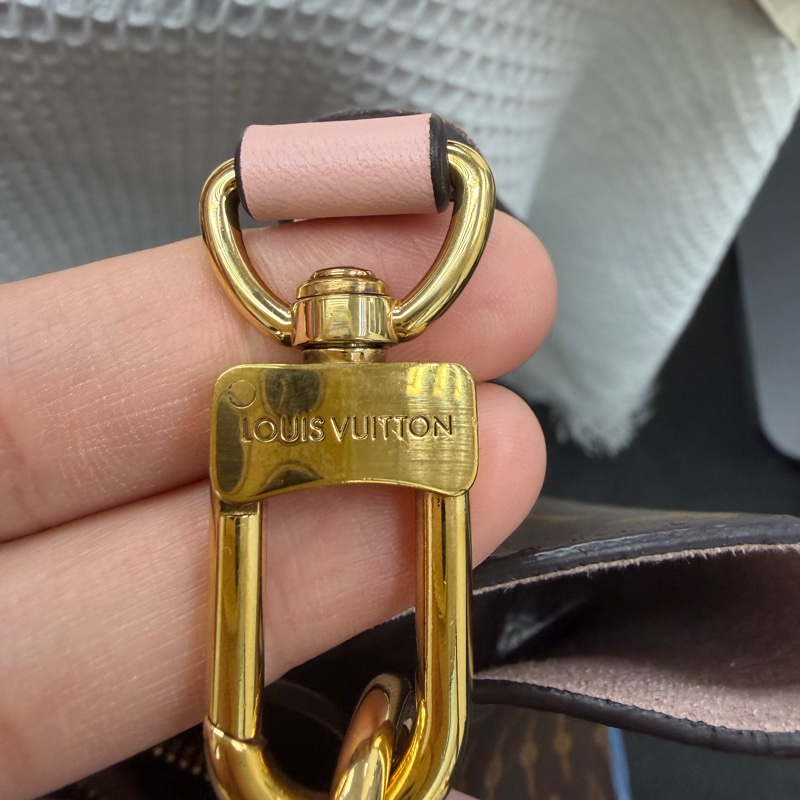 接近全新 98新 lv水桶包 M44022-2