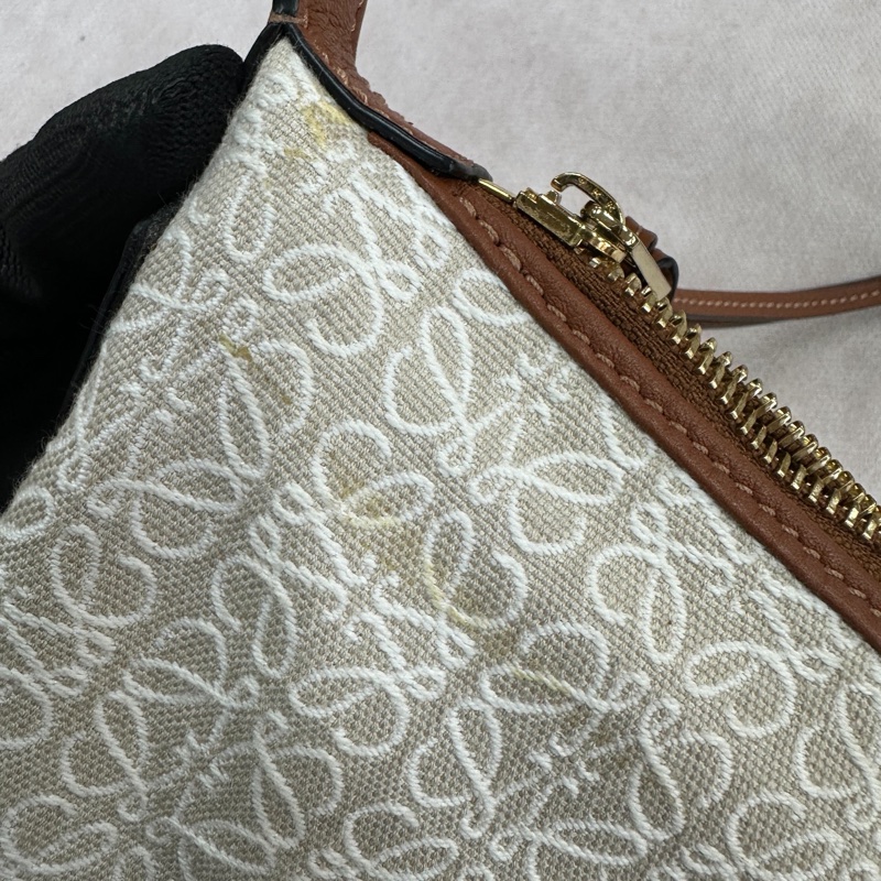 Loewe cubi二手小號經典棕色-15