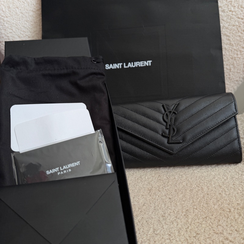 YSL 魚子醬長夾-10