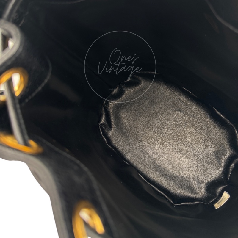 [Pre-owned] Chanel Vintage CC Mark Black Caviar Drawstring Bucket Bag-10