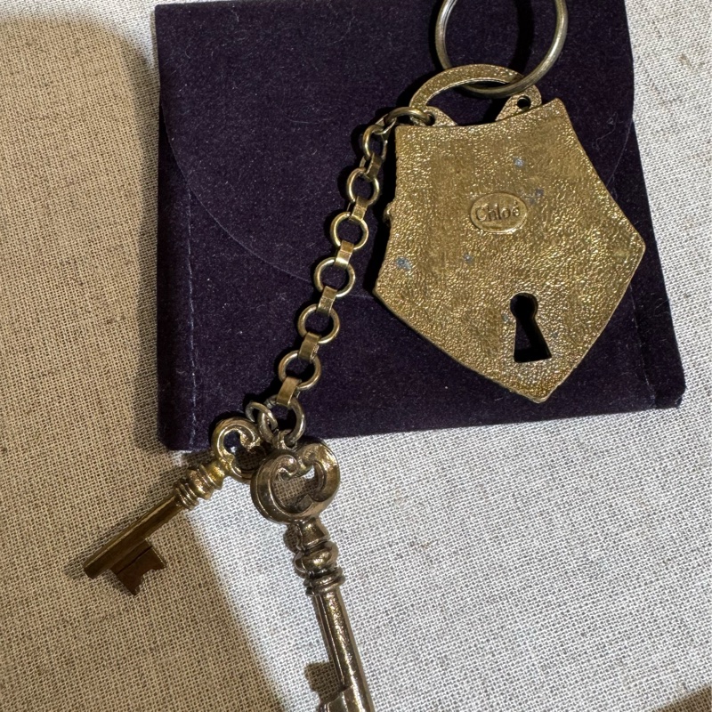絕版收藏 法國時尚正品Vintage老件CHLOE 銅金屬鑰匙圈-5