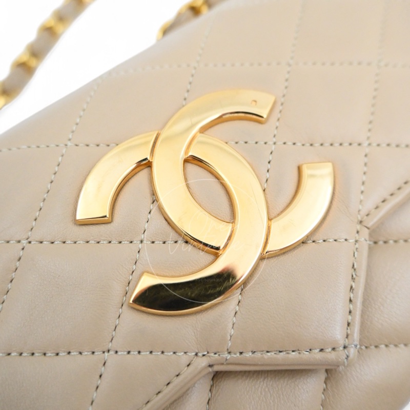 [Pre-owned] Chanel Vintage Beige Single Flap bag with CC Logo-19