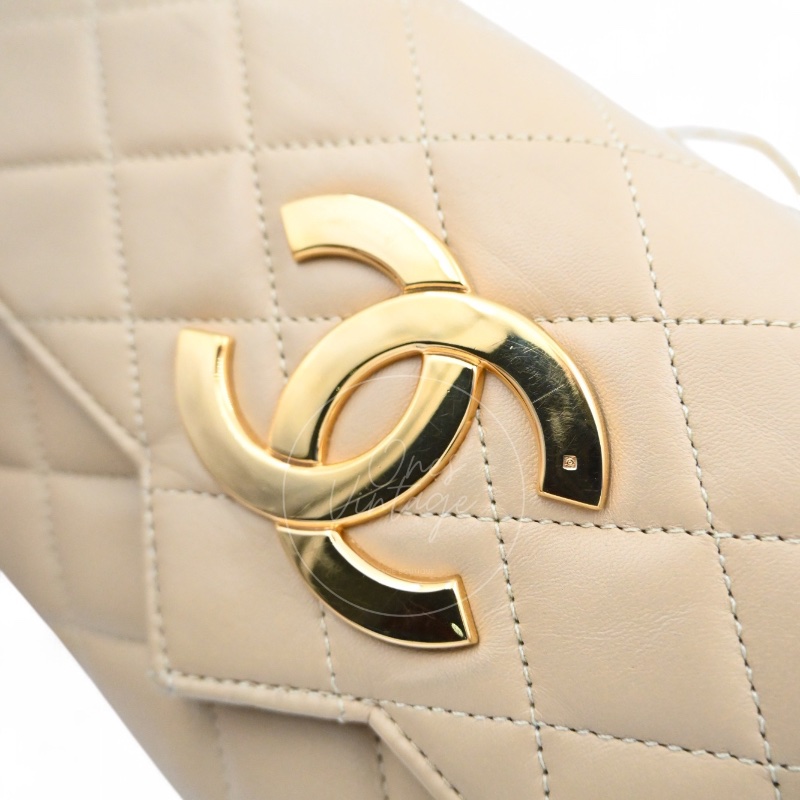 [Pre-owned] Chanel Vintage Beige Single Flap bag with CC Logo-26