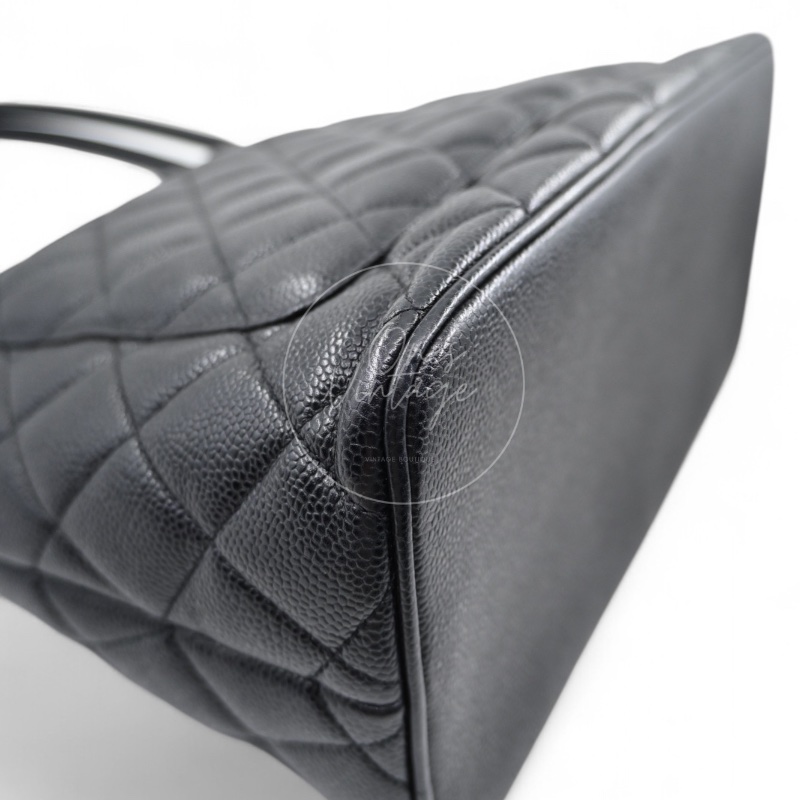 [Pre-owned] Chanel Black Caviar Vintage Medallion Tote Bag-9
