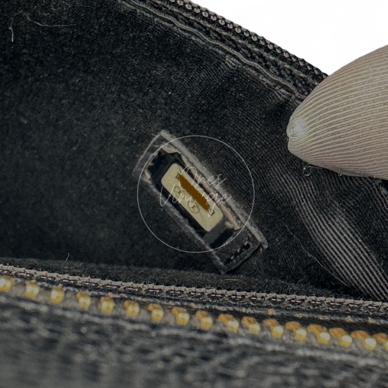 [Pre-owned] Chanel Black Caviar Vintage Medallion Tote Bag-19