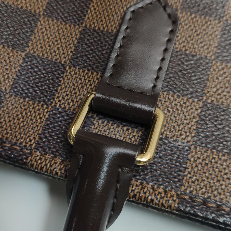 Louis Vuitton(LV)Sac Plat 大號牛皮棋盤格琴譜包手提包-10