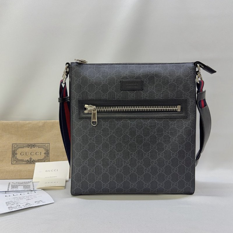 GUCCI GG Supreme黑花帆布郵差包-0