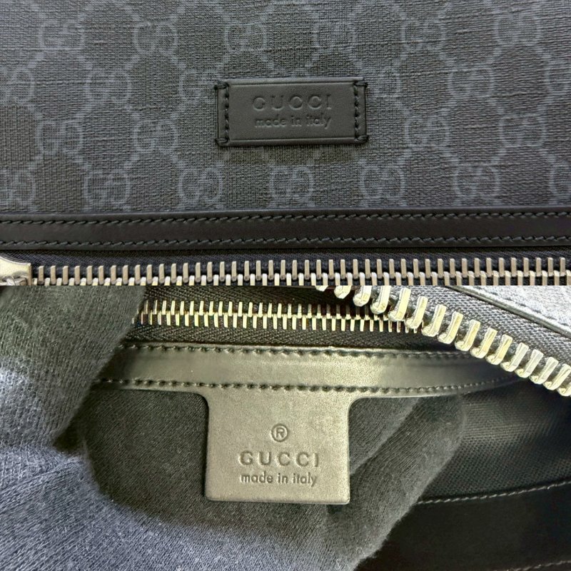 GUCCI GG Supreme黑花帆布郵差包-6