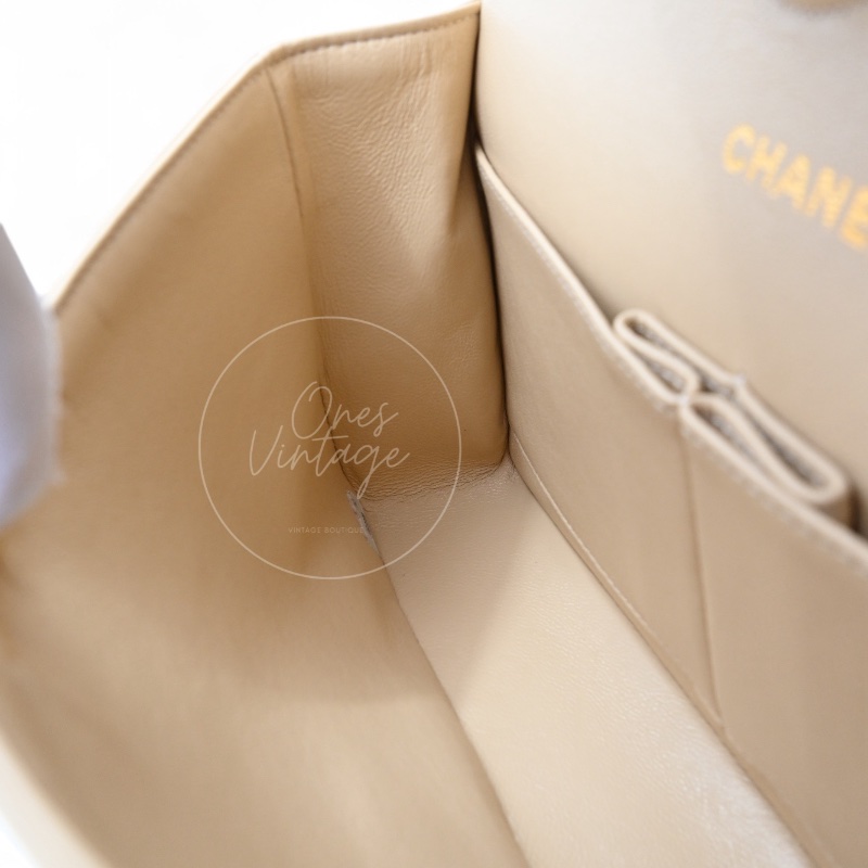 [Pre-owned] Chanel CF25 Medium Classic Flap Bag Beige GHW-14