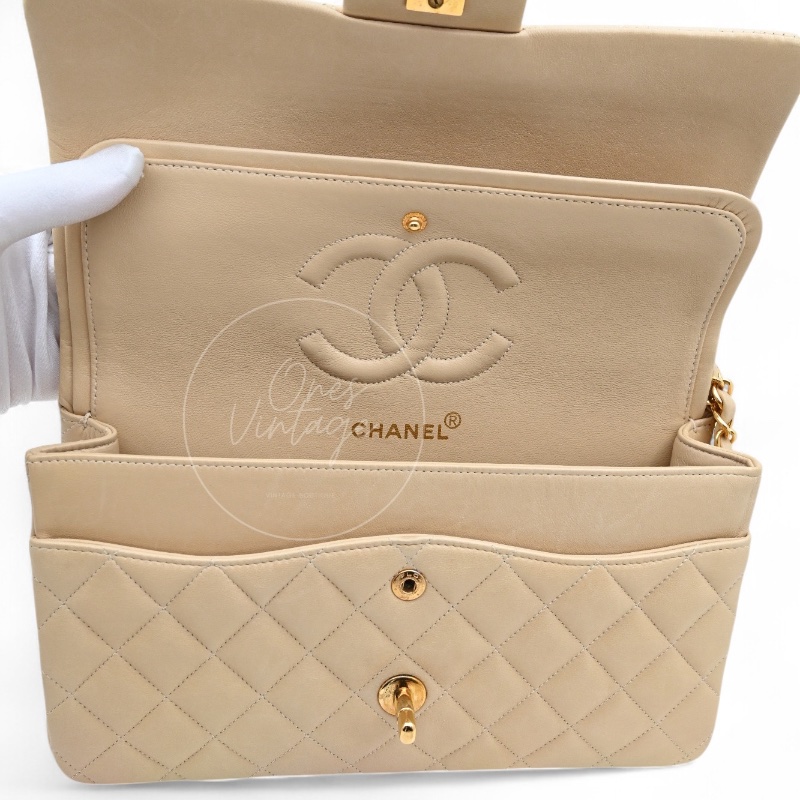 [Pre-owned] Chanel CF25 Medium Classic Flap Bag Beige GHW-20
