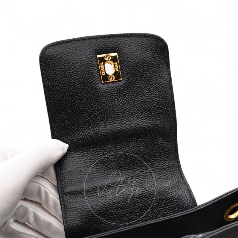 [Pre-owned] Chanel Black Caviar Supermodel Vintage Tote Bag-23