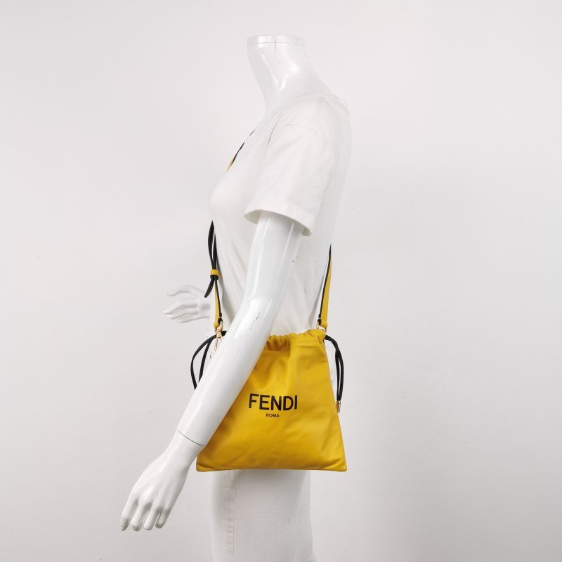 Fendi Pack羊皮字母Logo斜挎包單肩包-1