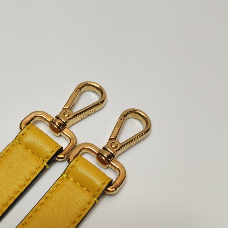 Fendi Pack羊皮字母Logo斜挎包單肩包-13