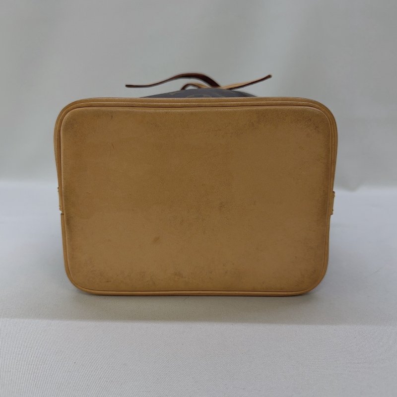 LV Mini Noe手提水桶包-8