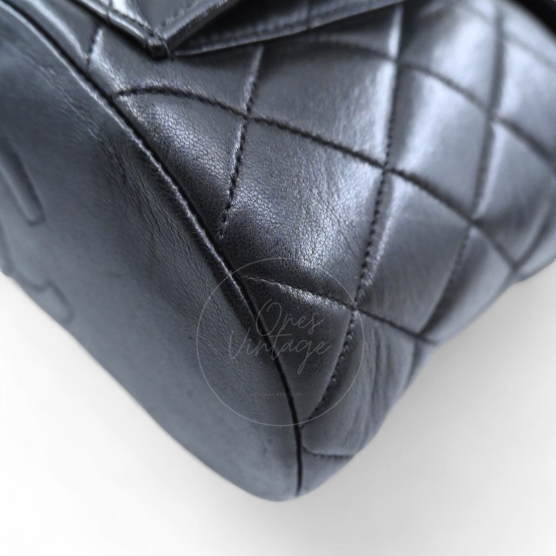 [Pre-owned] Chanel Vintage Black lambskin Large Duma Backpack-14