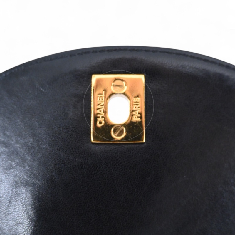 [Pre-owned] Chanel Vintage Black lambskin Large Duma Backpack-30