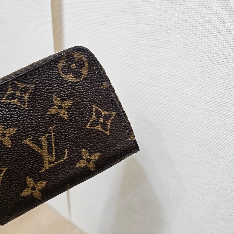 [LV銷量排名品項❣️] LV老花金釦拉鏈零錢卡包-2