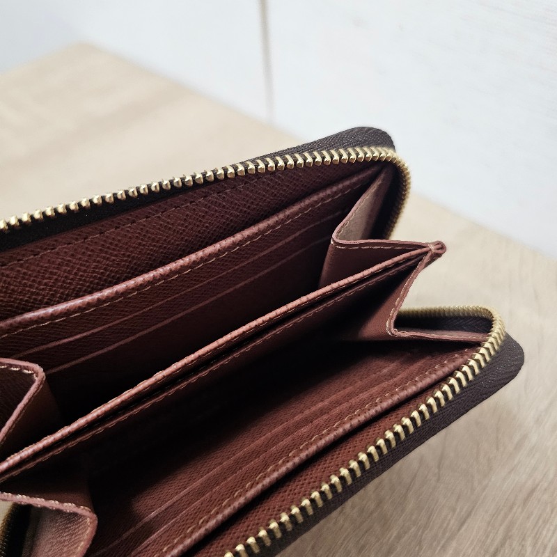 [LV銷量排名品項❣️] LV老花金釦拉鏈零錢卡包-11