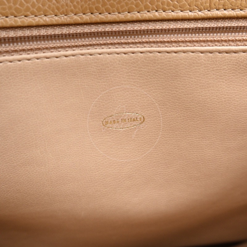 [Pre-owned] Chanel Beige Caviar CC Tote Bag-23