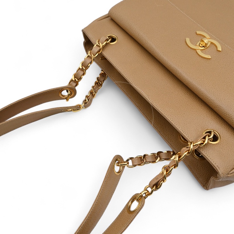 [Pre-owned] Chanel Beige Caviar CC Tote Bag-29