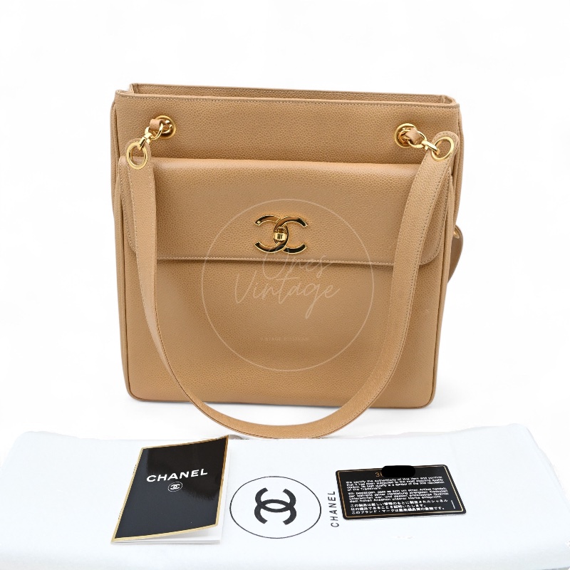 [Pre-owned] Chanel Beige Caviar CC Tote Bag-33