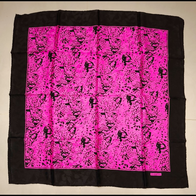 Gienchy 紀梵希黑邊桃色緹花絲巾-5