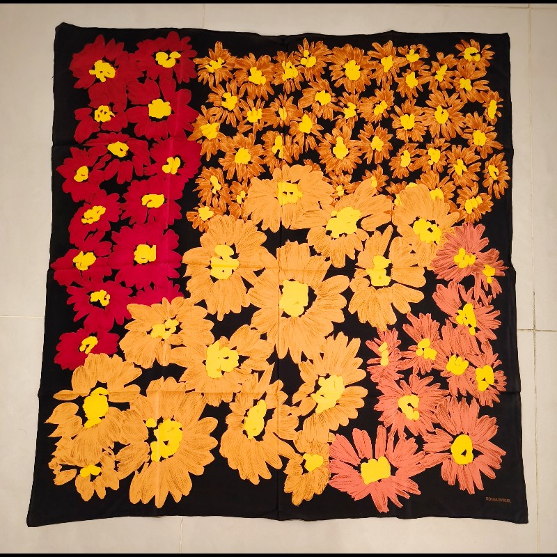 Gienchy 紀梵希黑邊桃色緹花絲巾-8