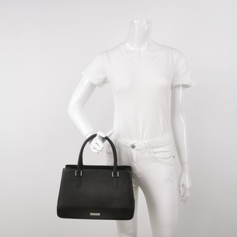 Burberry牛皮純色字母Logo手提包-1