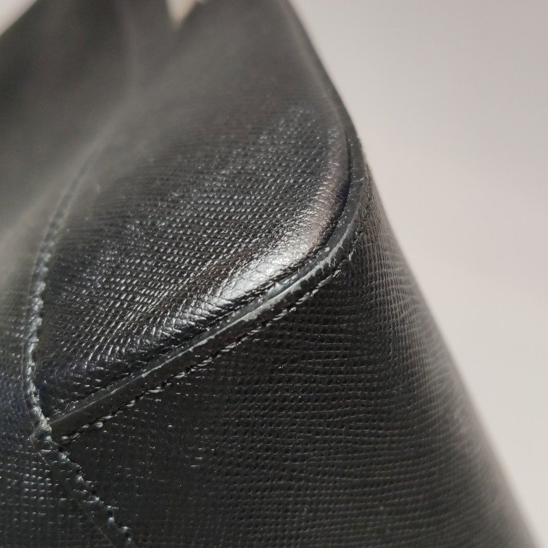 Burberry牛皮純色字母Logo手提包-15