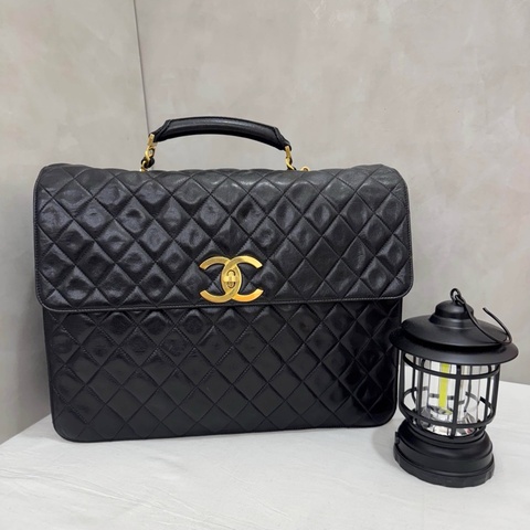 Chanel 黑色公事包