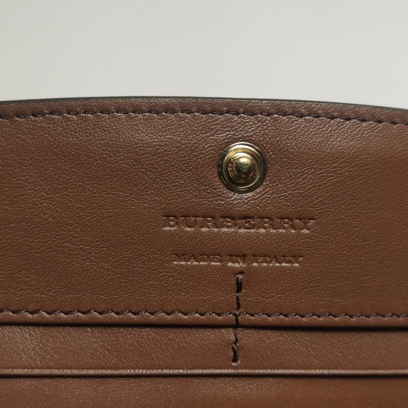 Burberry牛皮帆布拼色格紋字母Logo錢包-10
