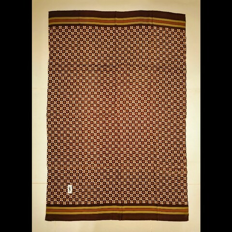 YSL 聖羅蘭咖色底幾何方塊花紋圍巾