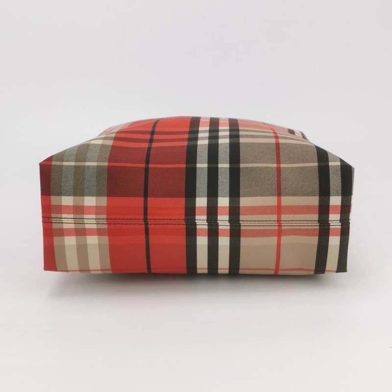 Burberry尼龍布拼色格紋按扣手提包-5