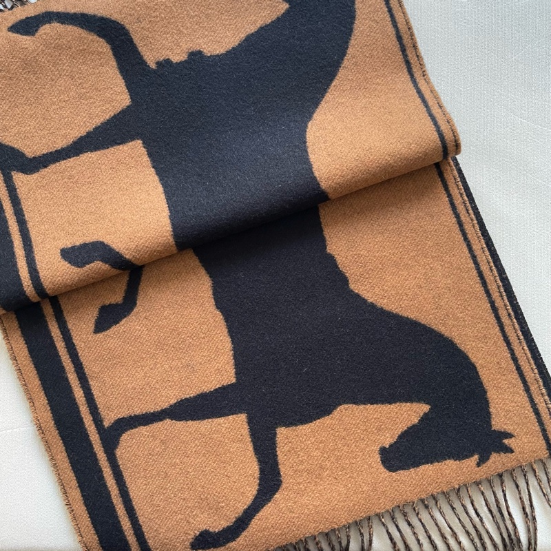 全新 清貨🧡 Hermes muffler cashmere 頸巾 羊绒 圍巾  🐴Casaque Tete a Queue-1