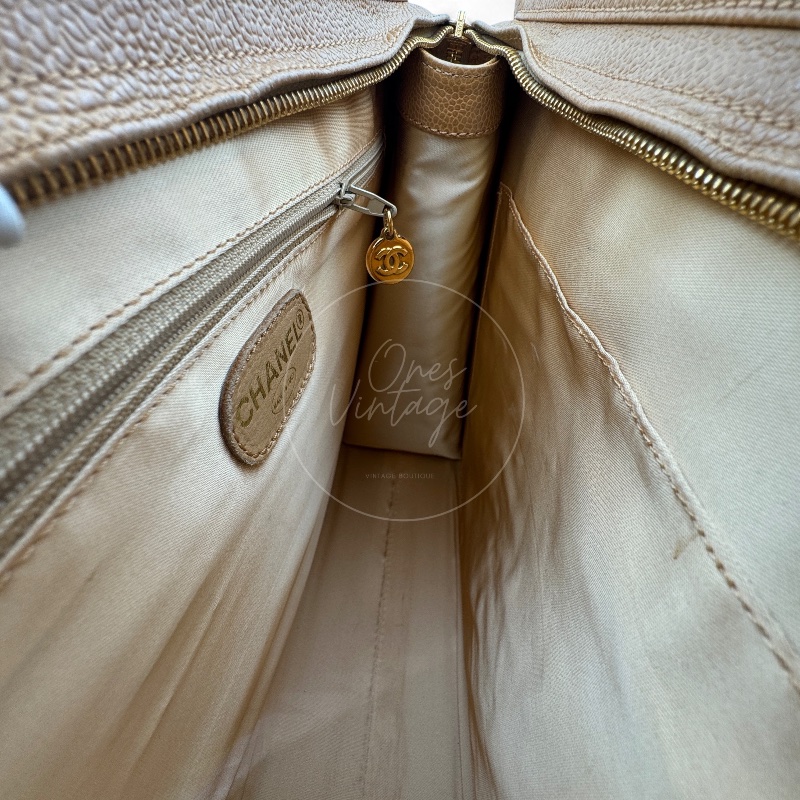 [Pre-owned] Chanel Beige Caviar Tote Bag-16
