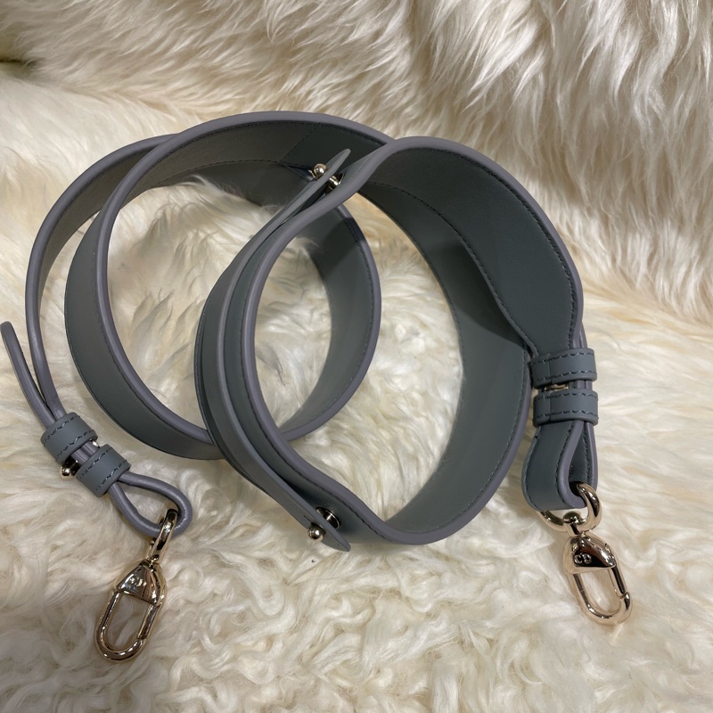 Dior 全皮灰色肩帶-1