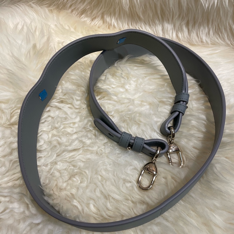 Dior 全皮灰色肩帶-4