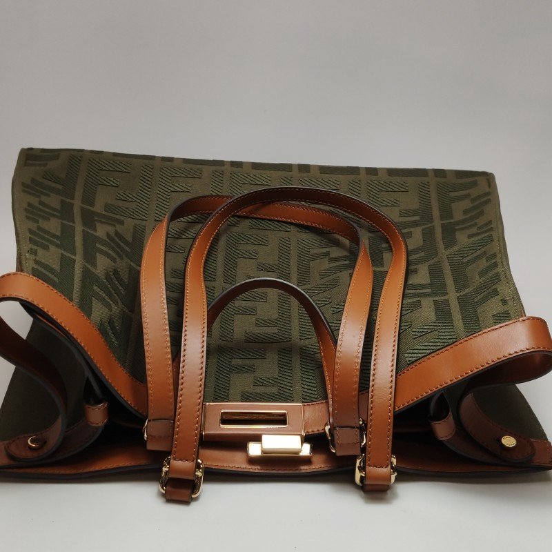 Fendi X-Tote中號牛皮帆布帆布手袋同色系FF浮凸圖案刺繡單肩包-11