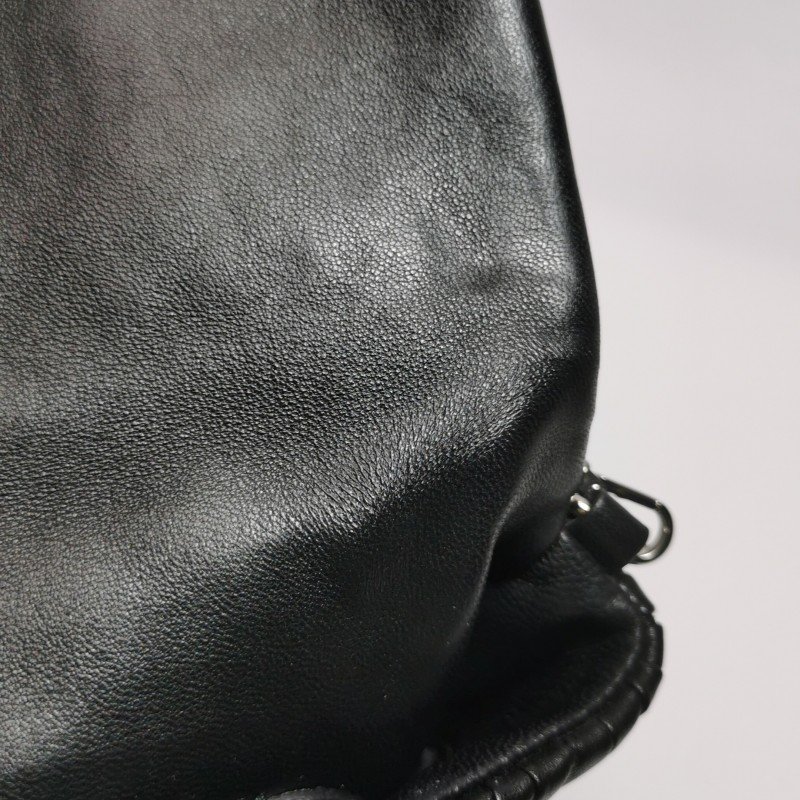 Miu Miu Miu Crystal系列羊皮純色褶皺珩縫鑽飾單肩包-19