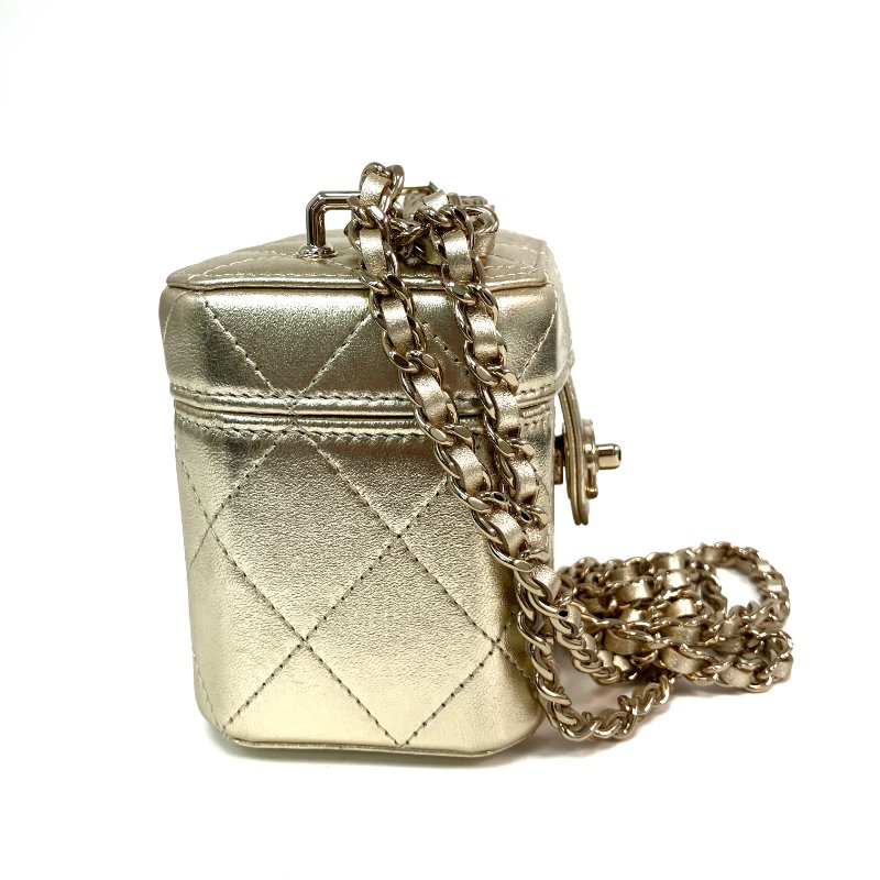 △ Chanel 香奈兒 Gold Lambskin Gold Tone Metal Mini Vanity Case AP3459 金色小羊皮金色金屬迷你化妝箱 - 257024981-4