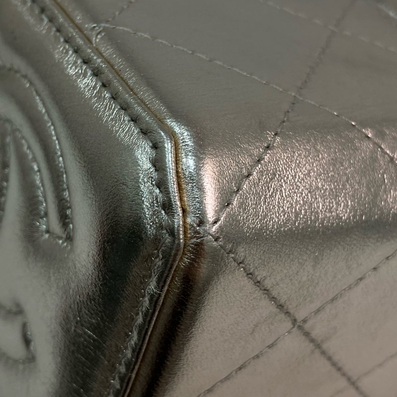 △ Chanel 香奈兒 Gold Lambskin Gold Tone Metal Mini Vanity Case AP3459 金色小羊皮金色金屬迷你化妝箱 - 257024981-9